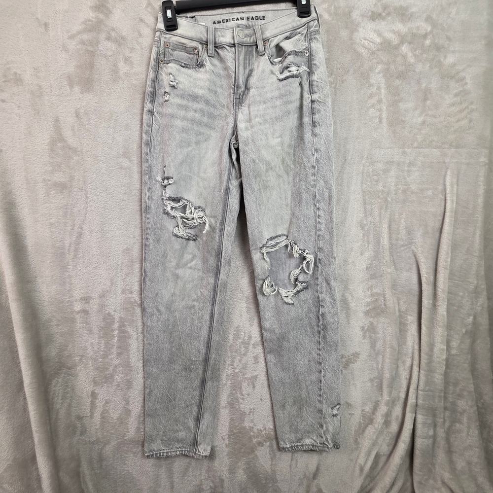 American Eagle Gray Distressed Ripped Mom Jeans High Waisted Size 000 Regular